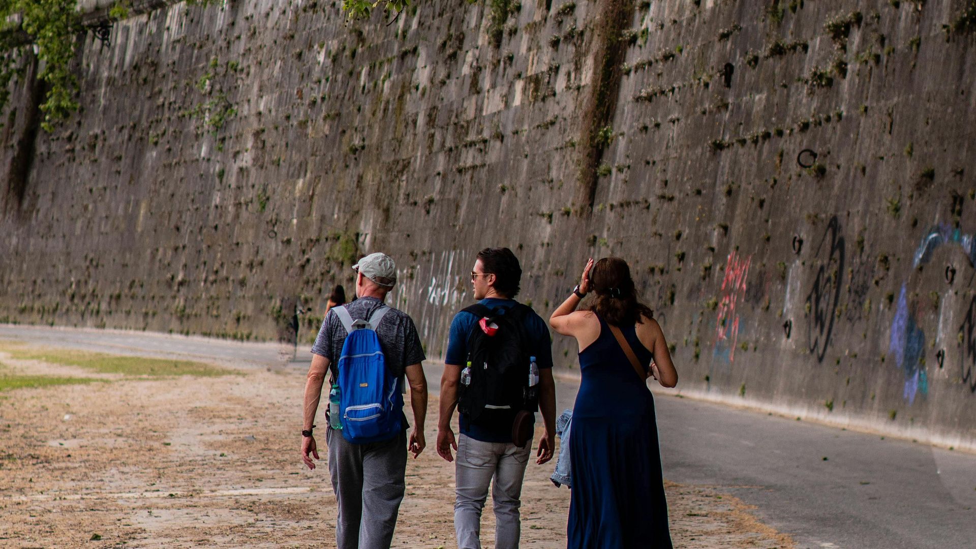 Recorrido a pie por El Poblado: ruta de 2 horas imperdible