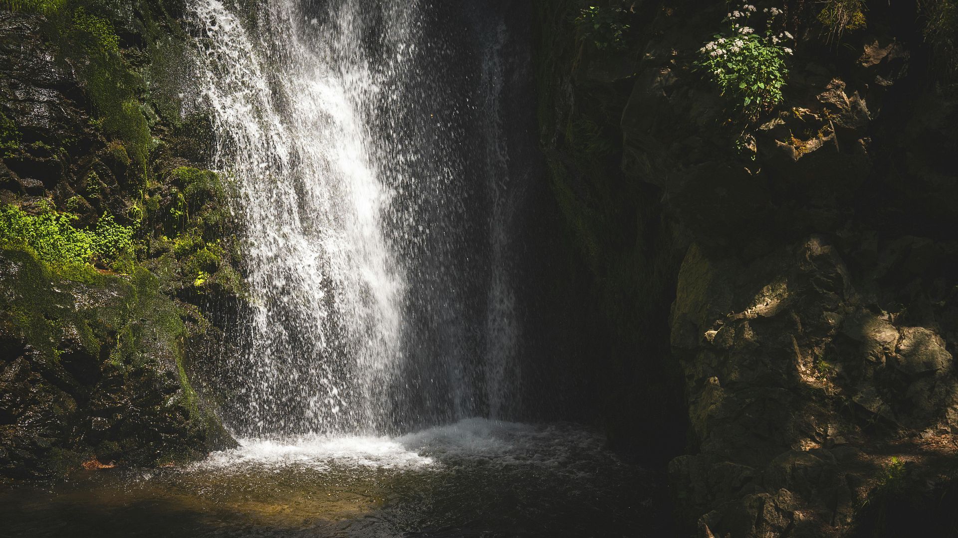 Caminata a la Cascada de El Salto del Ángel y El Retiro