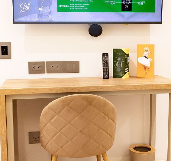 Smart TV with Internet