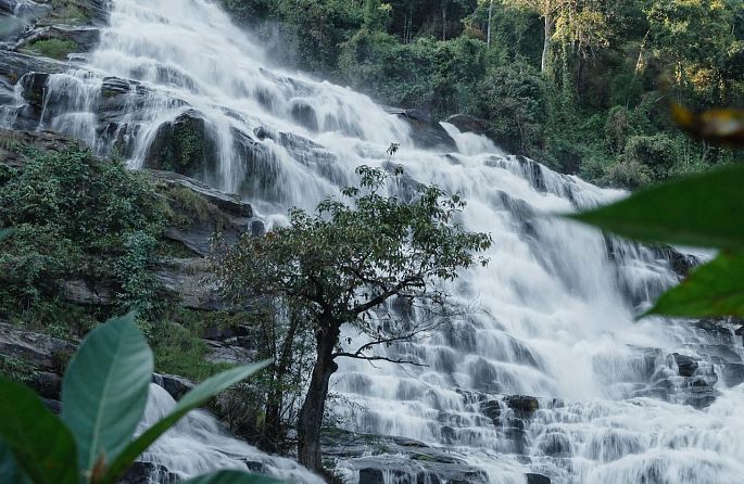 Hike to El Salto del Ángel Waterfall and El Retiro
