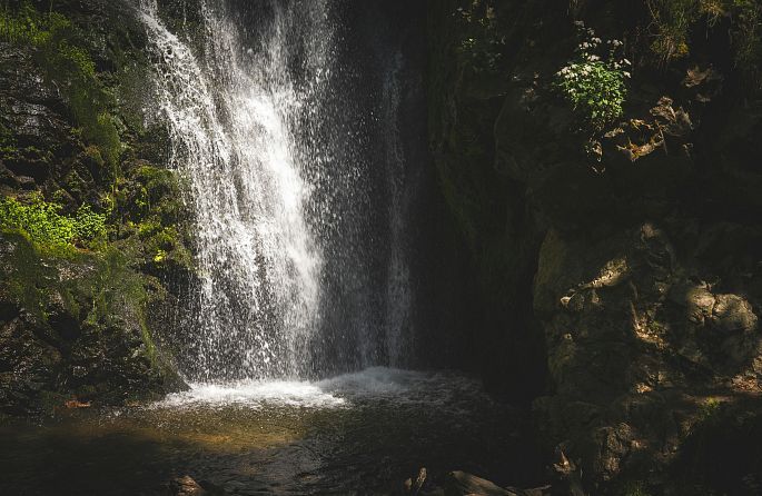 Caminata a la Cascada de El Salto del Ángel y El Retiro