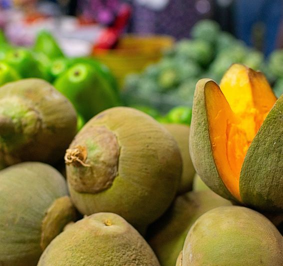 Mercados locales y plazas de mercado